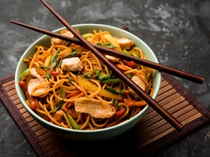 Noodles com Frango